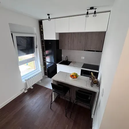 Tesla Apartman's Апартаменты