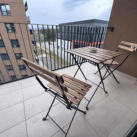 Tesla Apartman's Апартаменты *